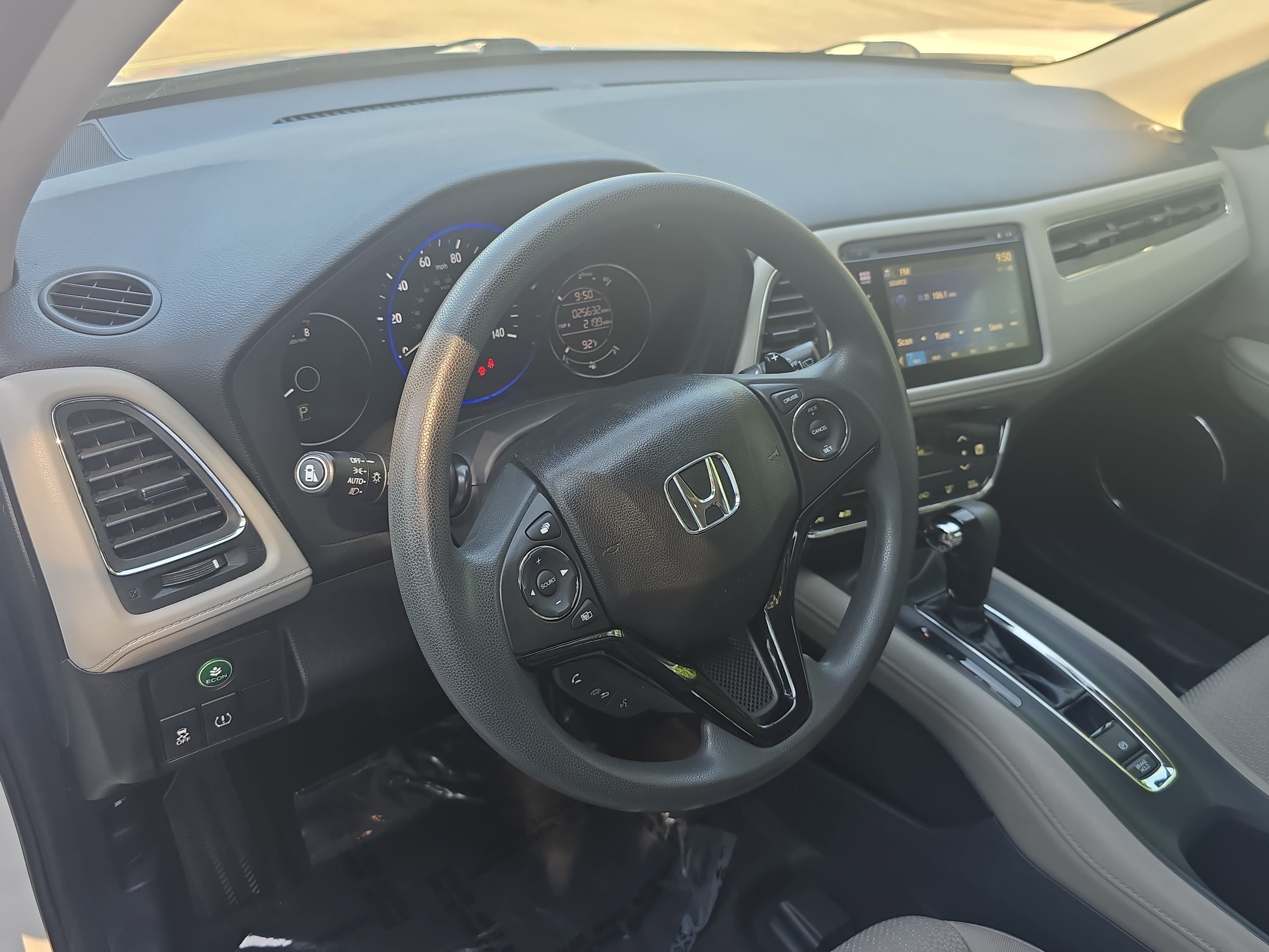 Used 2017 Honda HR-V EX image 16