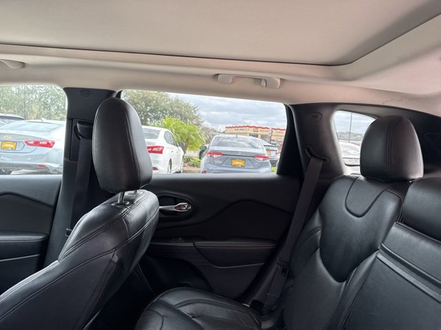 Used 2016 Jeep Cherokee Latitude w/ Comfort/Convenience Group image 20