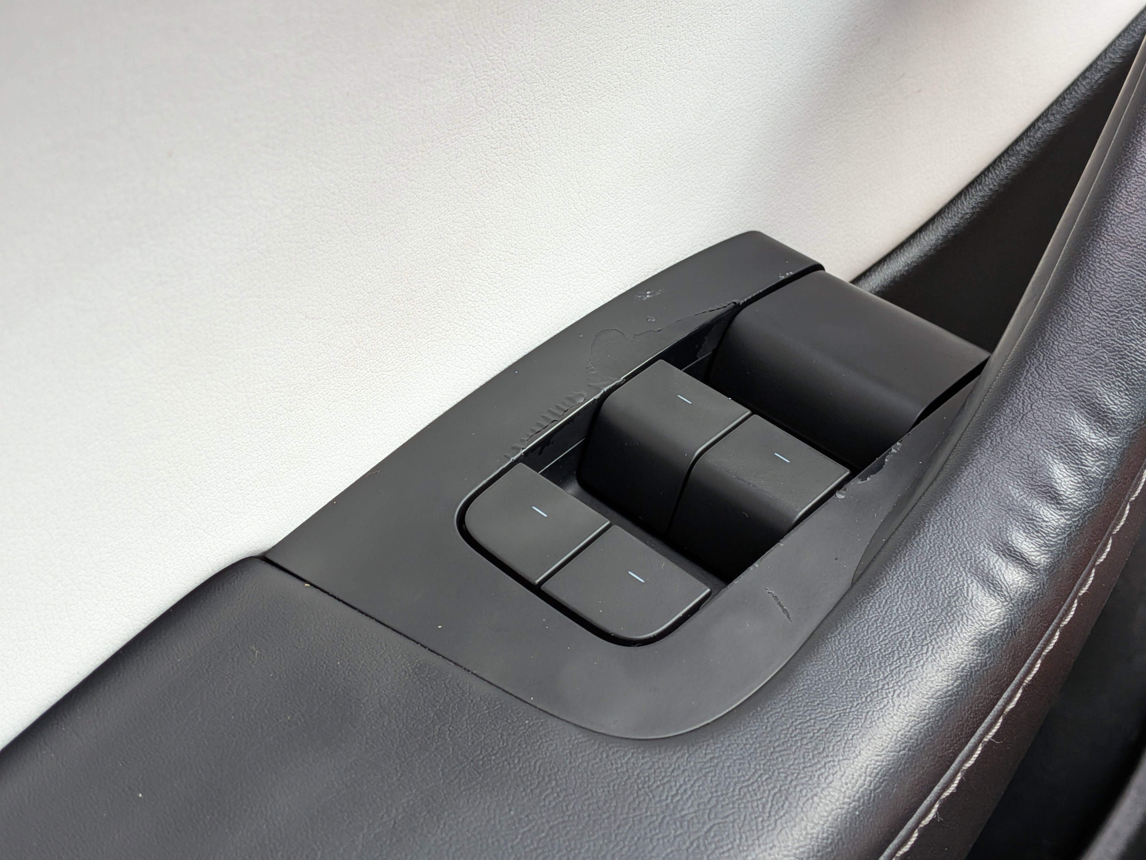 Used 2022 Tesla Model Y Performance image 24