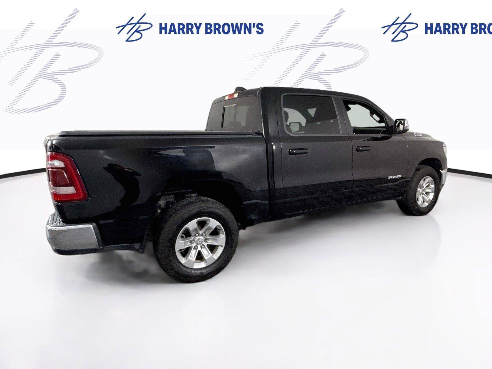Used 2023 RAM 1500 Laramie AWD/4WD image 31