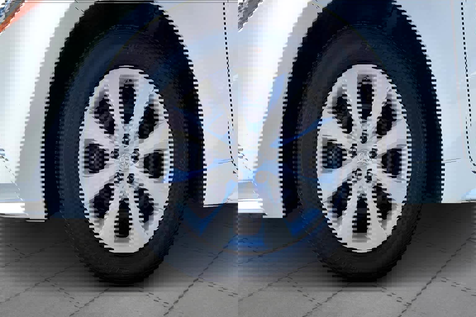 Used 2022 Toyota Corolla LE image 11