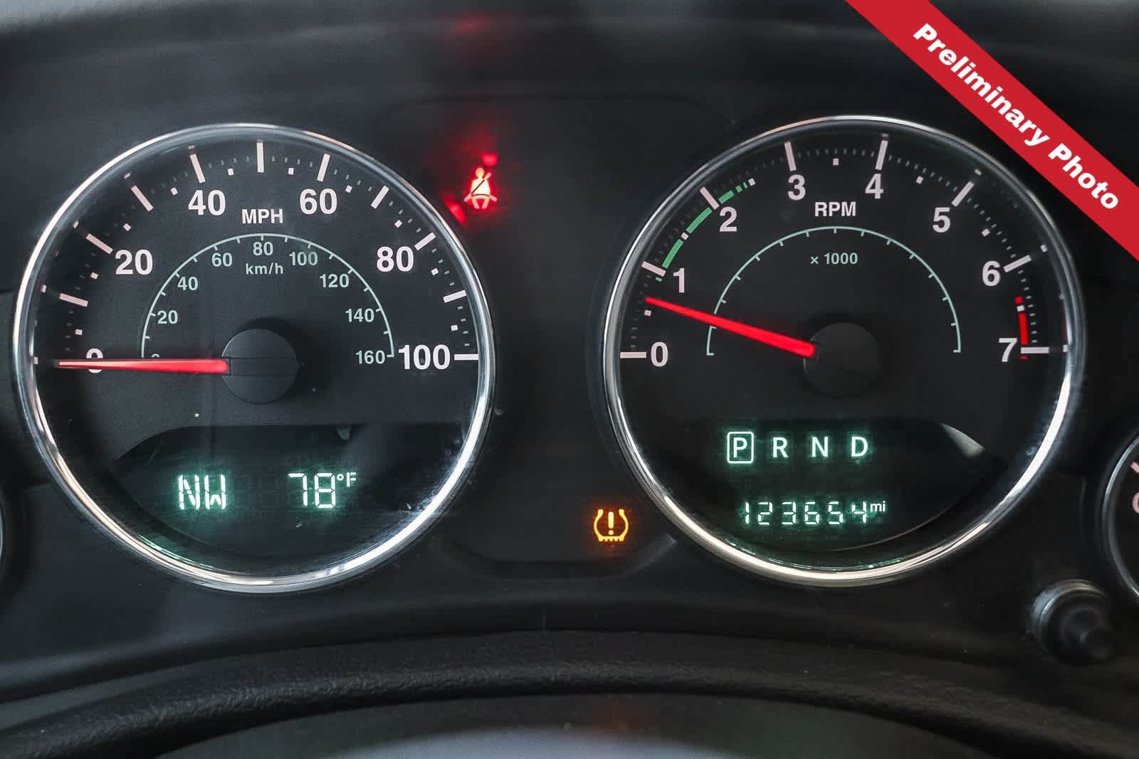 Used 2018 Jeep Wrangler Sport AWD/4WD image 17