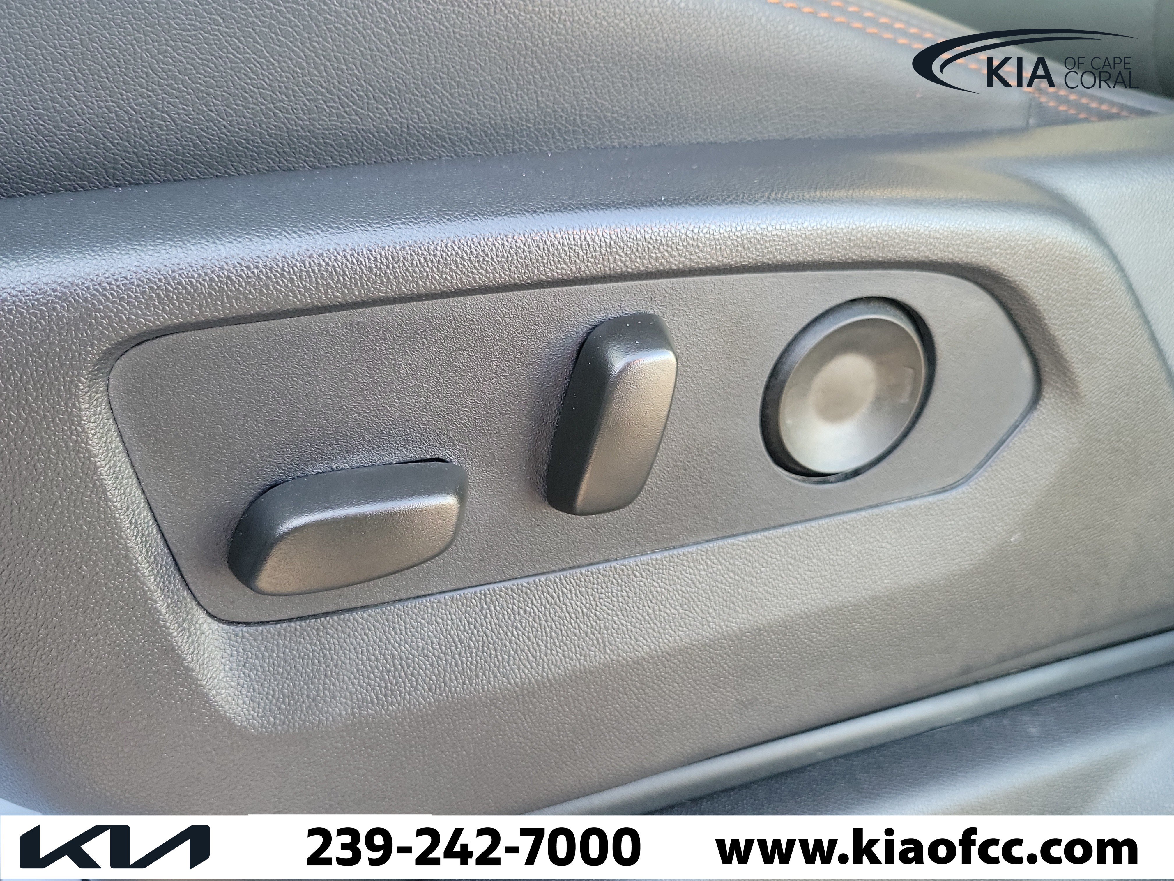 Used 2026 GMC Sierra 2500 AT4 AWD/4WD image 21
