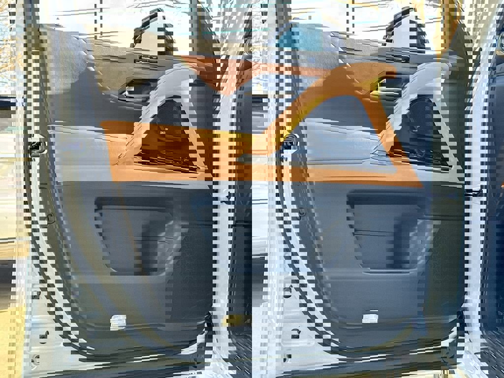 Used 2024 Lexus LX 600 4WD w/ Interior Upgrade Package image 12