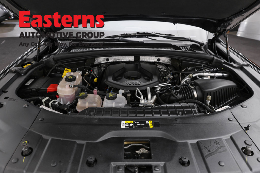 Used 2023 Jeep Grand Cherokee 4WD 4xe image 9