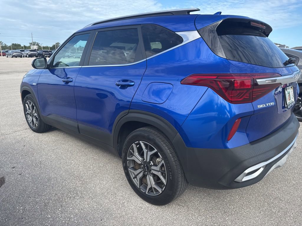 Certified 2023 Kia Seltos EX AWD/4WD image 5