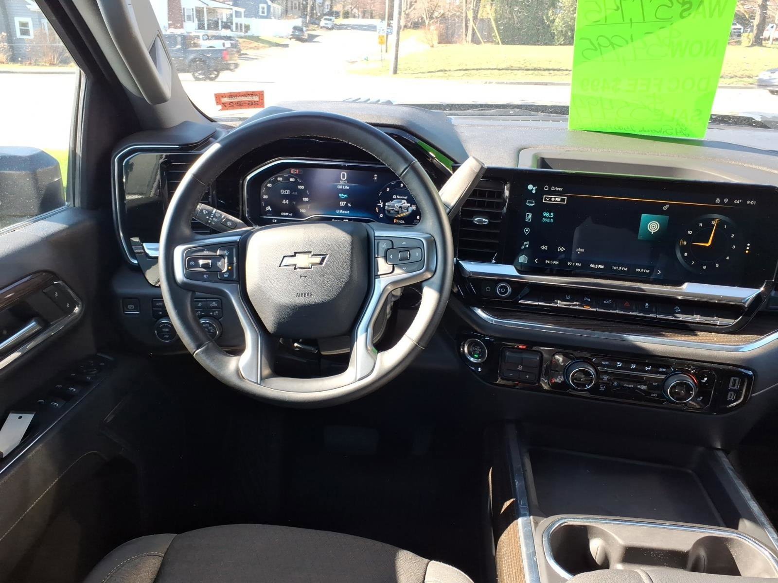 Used 2024 Chevrolet Silverado 2500 LT w/ All Star Edition AWD/4WD image 9