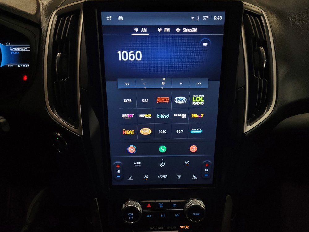 Used 2024 Ford Edge SEL image 25