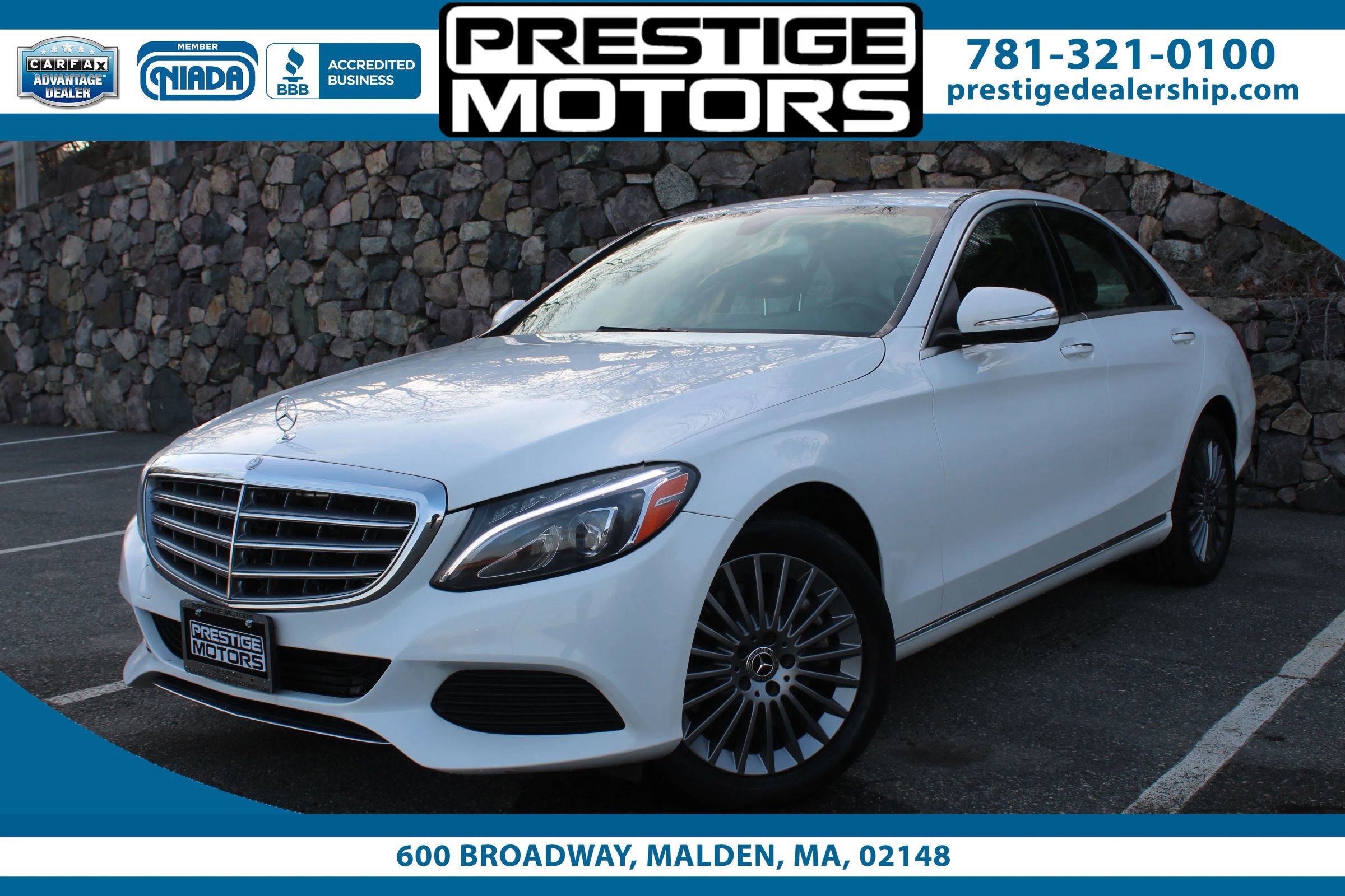 Used 2015 Mercedes-Benz C 300 4MATIC Sedan image 1