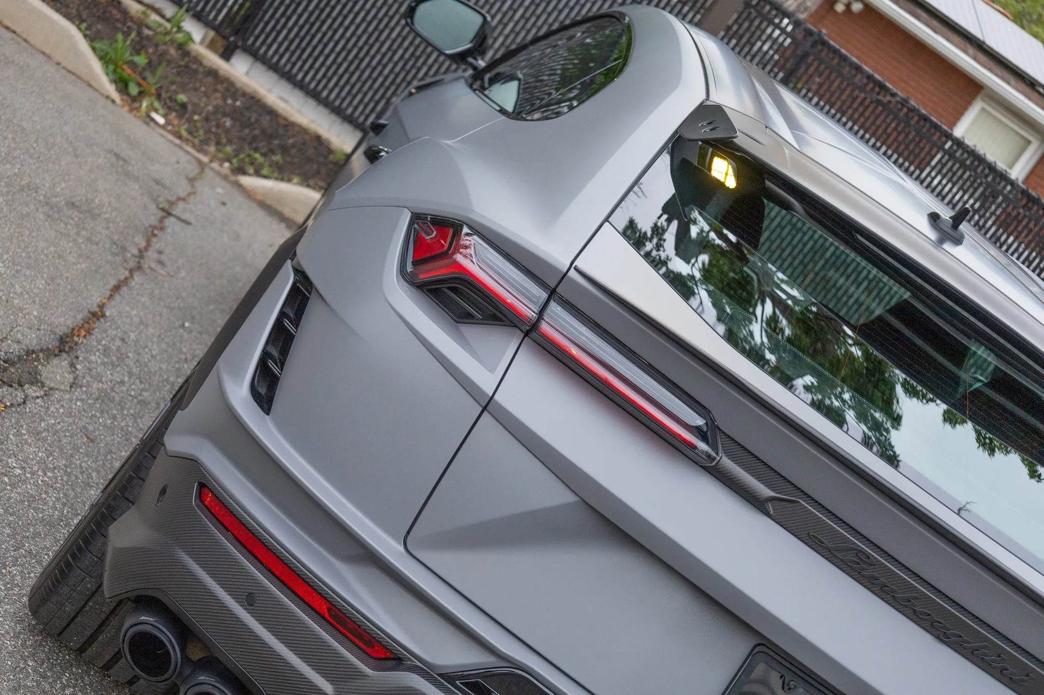 Used 2024 Lamborghini Urus Performante AWD/4WD image 40