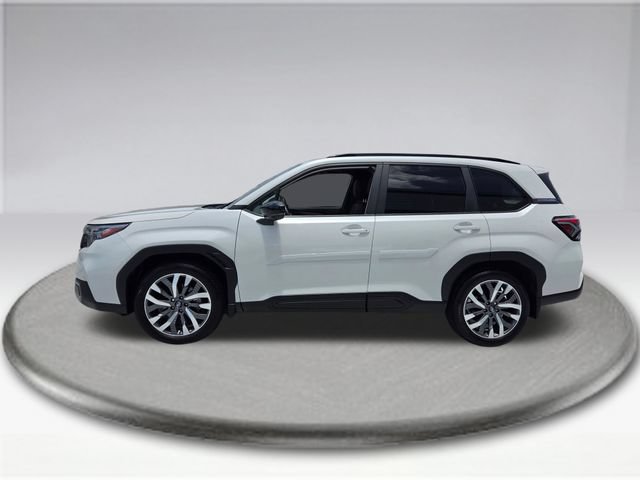 Used 2025 Subaru Forester Touring AWD/4WD image 21