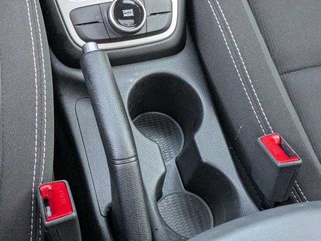 Used 2025 Hyundai Venue SEL image 16