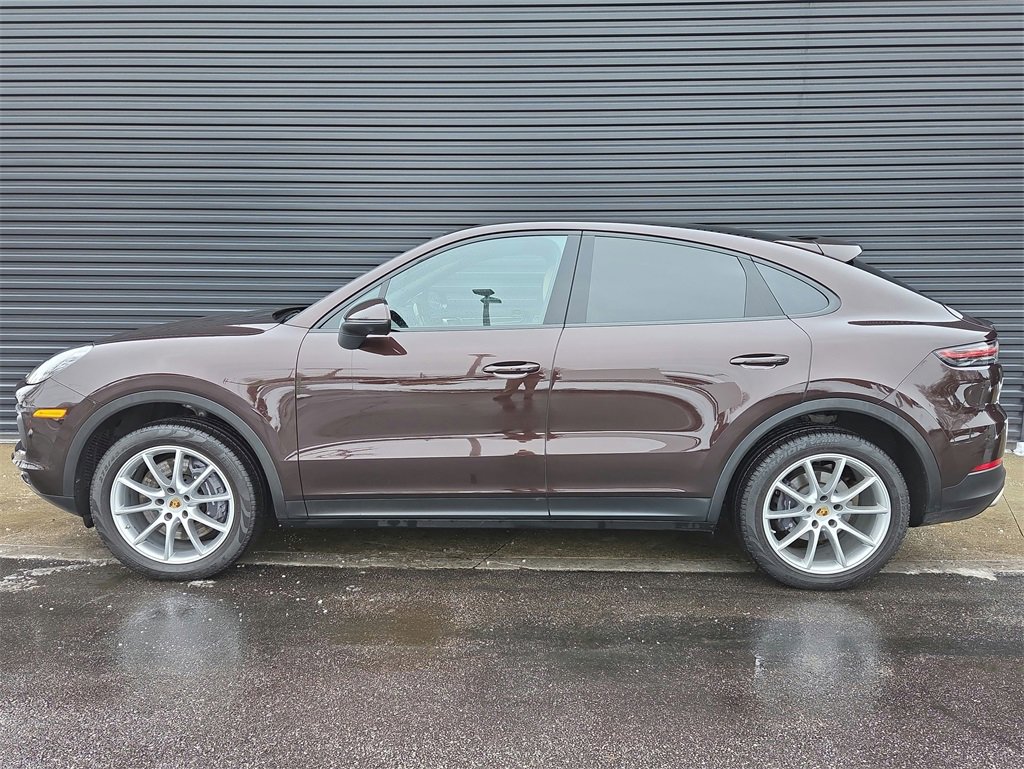 Used 2021 Porsche Cayenne Coupe image 2