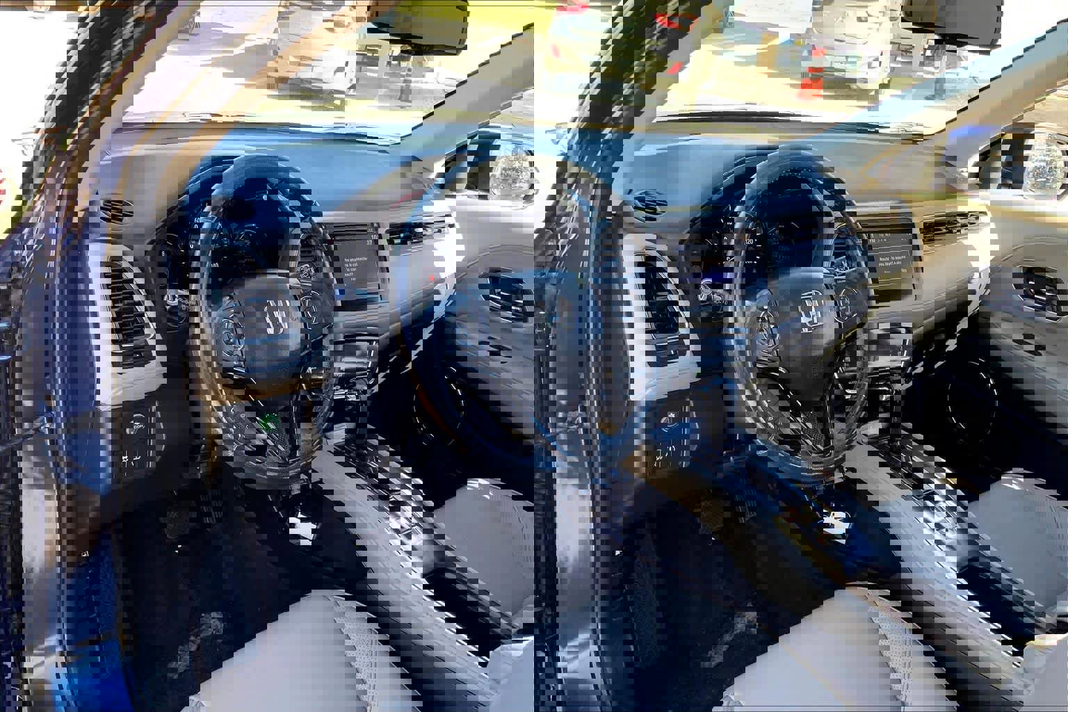 Used 2016 Honda HR-V EX-L image 18