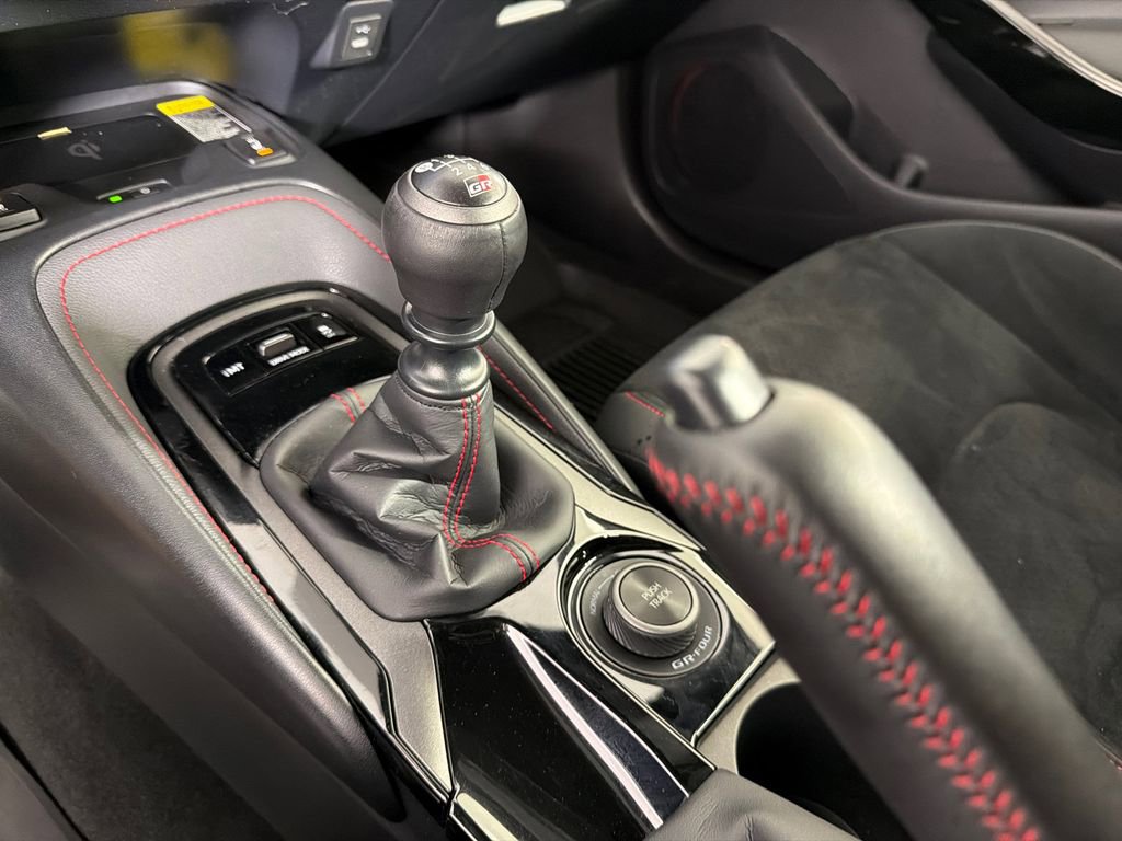 Used 2025 Toyota Corolla Premium image 31