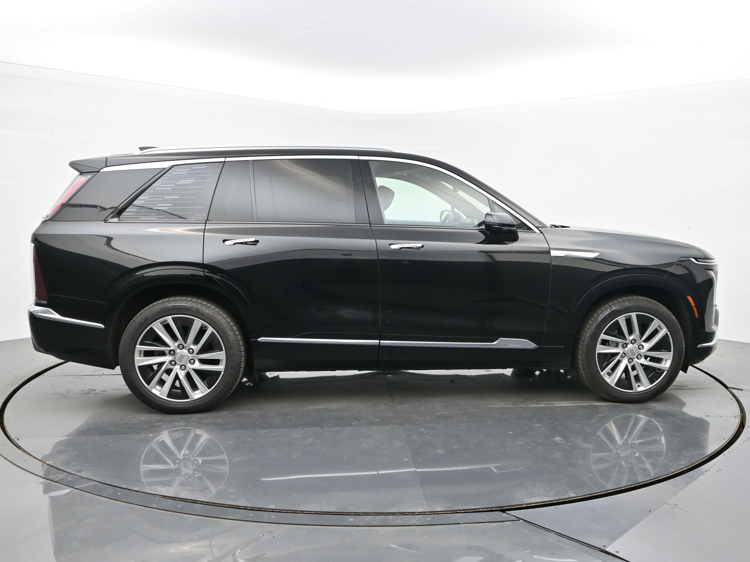 New 2026 Cadillac Vistiq Luxury image 6