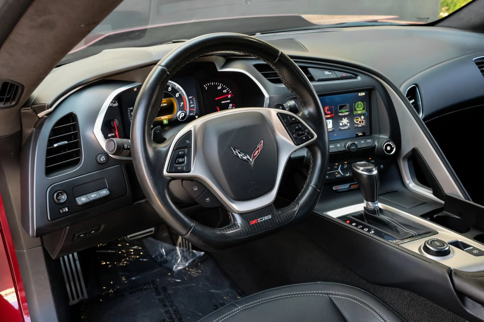 Used 2016 Chevrolet Corvette Z06 w/ 3LZ Preferred Equipment Group RWD image 19