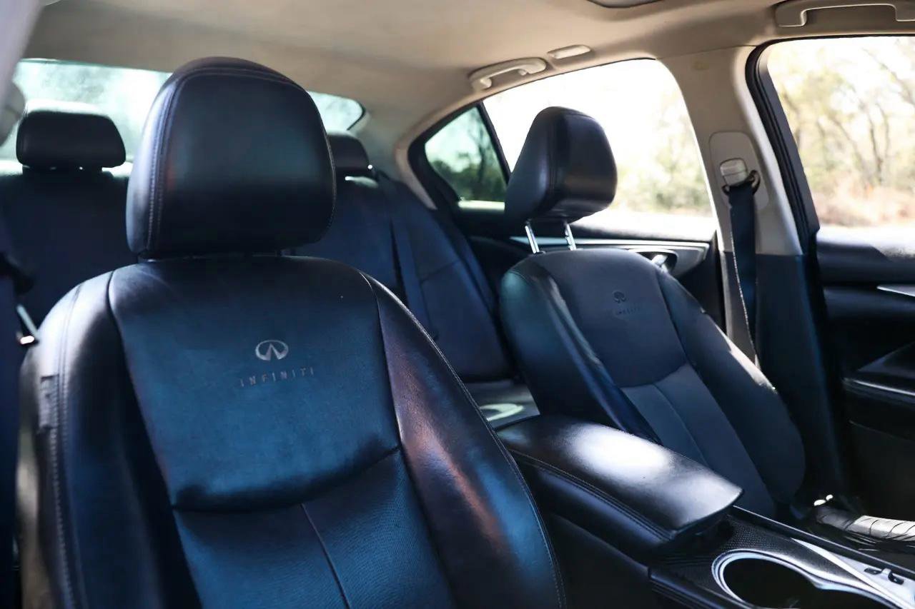 Used 2014 INFINITI Q50 w/ Moonroof Package image 16
