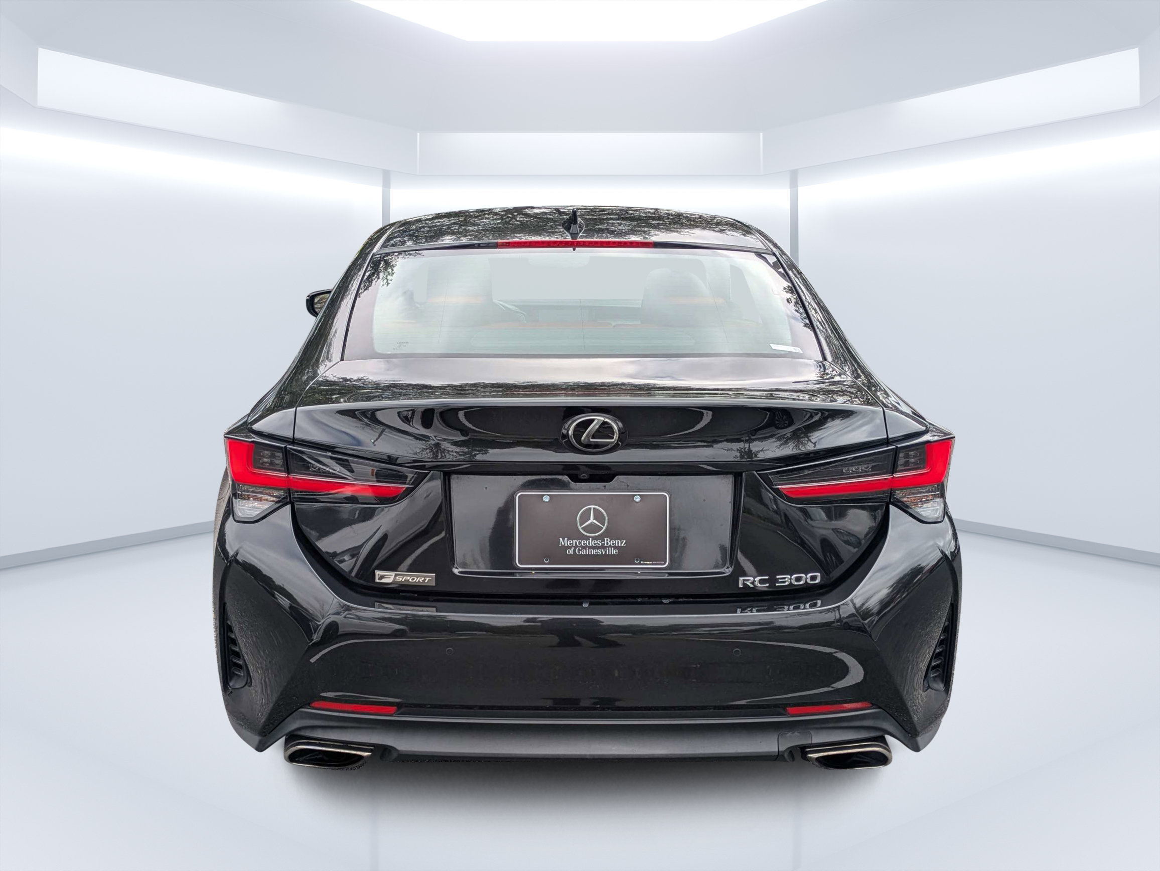 Used 2019 Lexus RC 300 F Sport RWD image 4