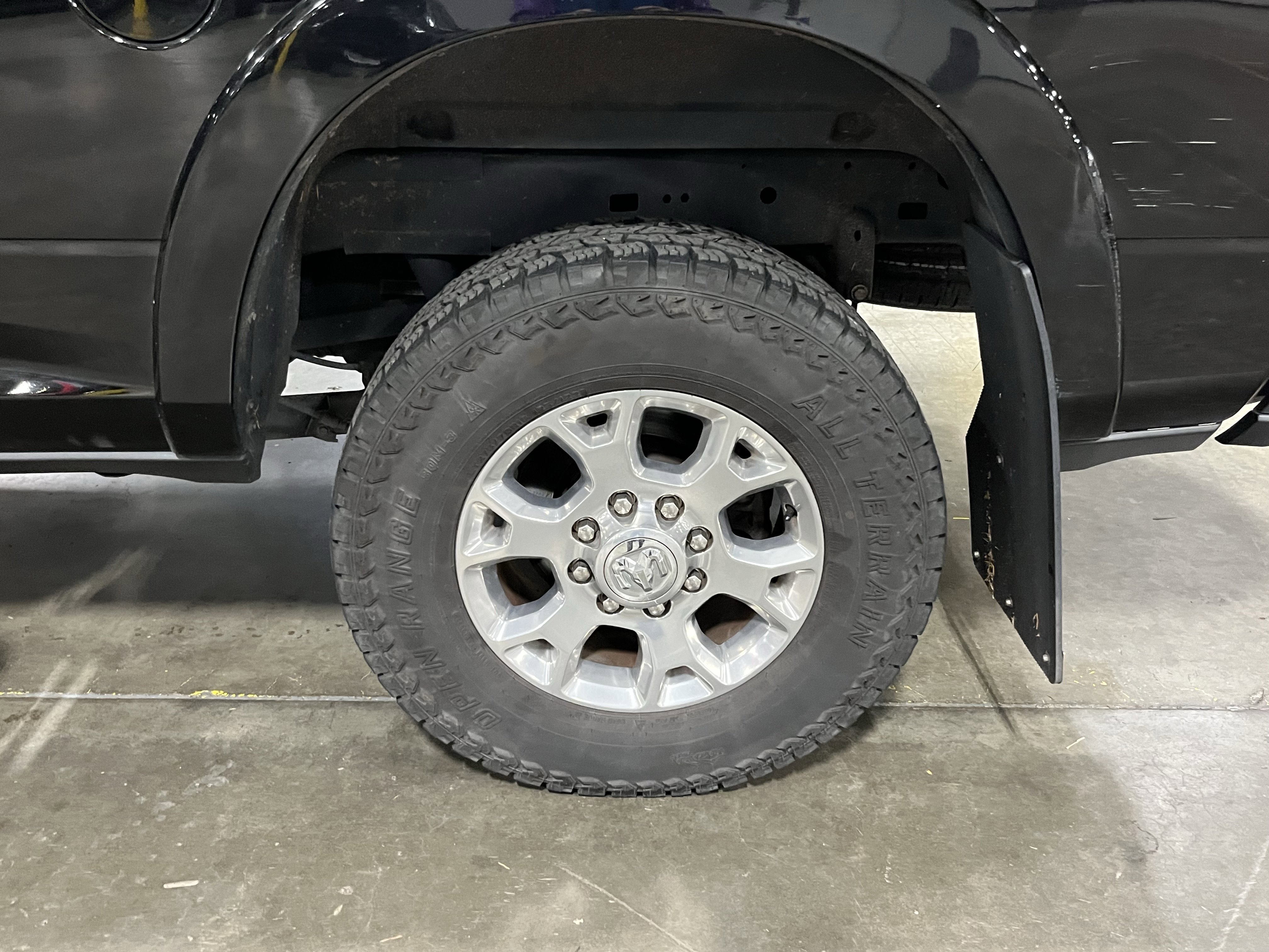 Used 2019 RAM 2500 Laramie image 25