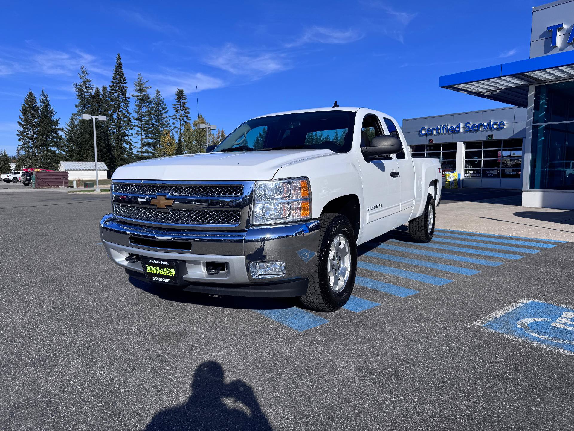 Used 2013 Chevrolet Silverado 1500 LT w/ All-Star Edition AWD/4WD image 3