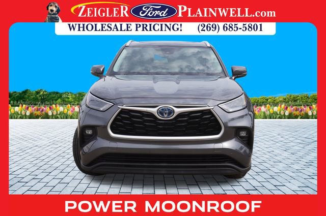 Used 2023 Toyota Highlander XLE image 8