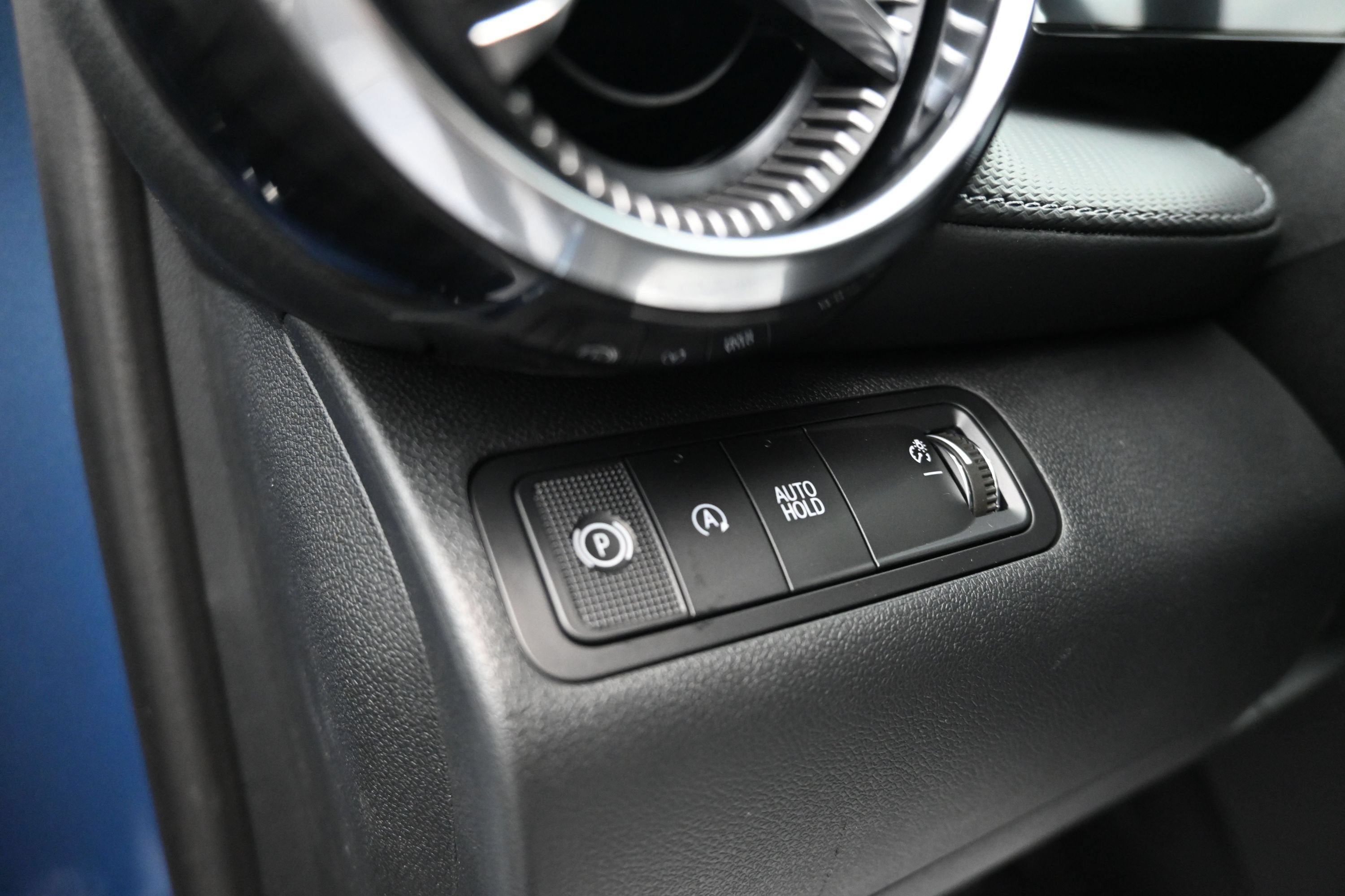 New 2027 Chevrolet Equinox LT w/ Convenience Package II FWD image 29