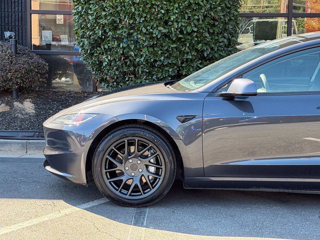Used 2025 Tesla Model 3 RWD image 10