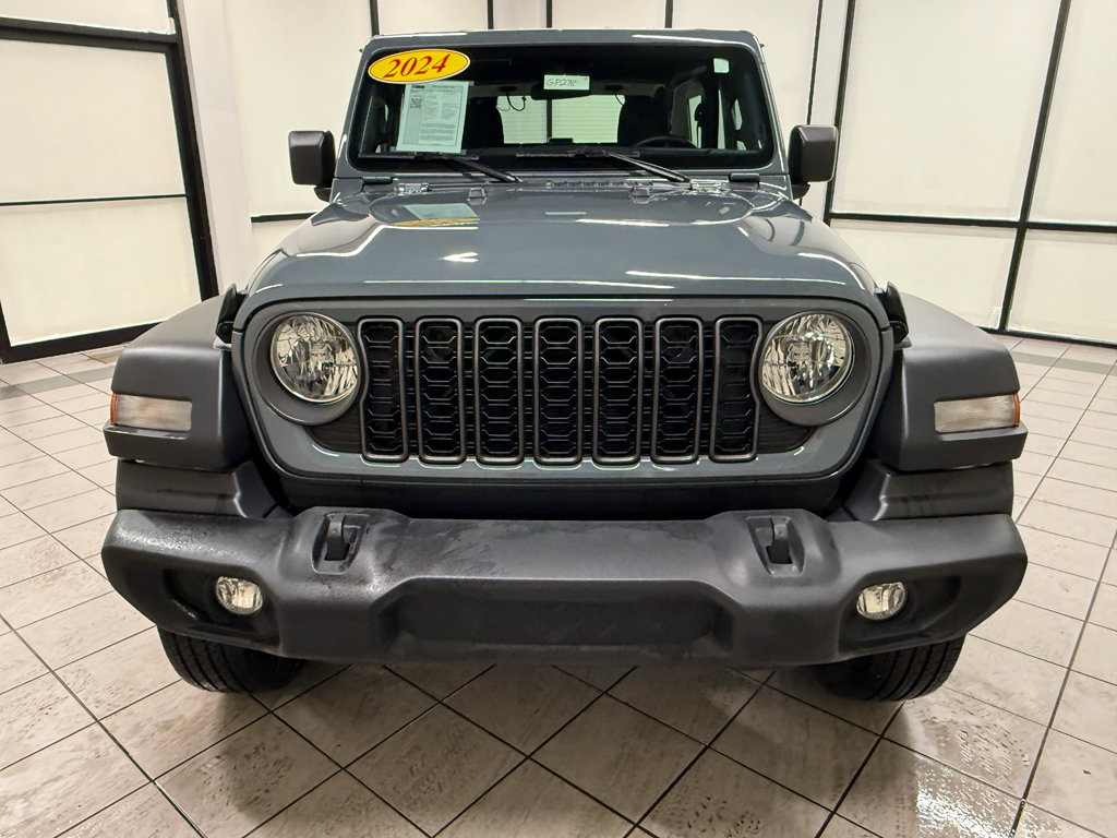 Used 2024 Jeep Wrangler Sport image 11