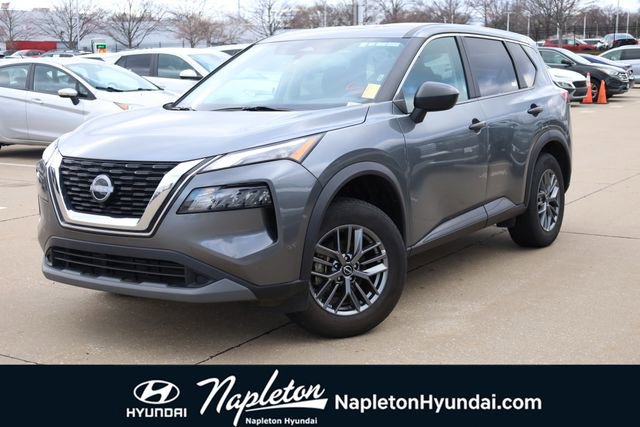 Used 2023 Nissan Rogue S image 1
