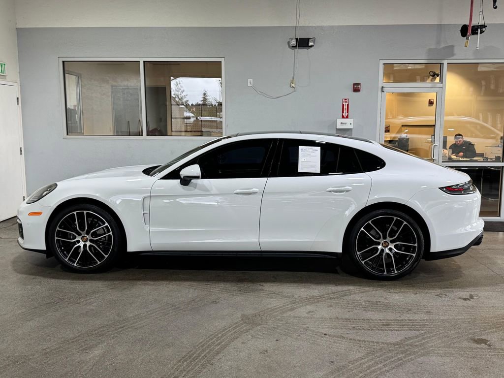 Used 2023 Porsche Panamera Platinum Edition w/ Sport Chrono Package RWD image 7