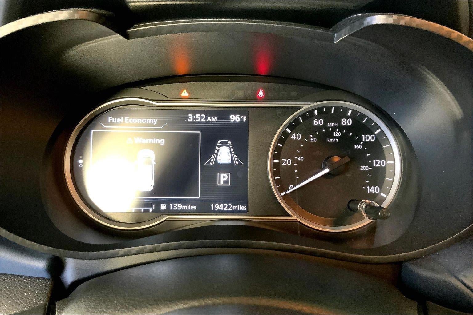 Used 2025 Nissan Versa SV FWD image 20