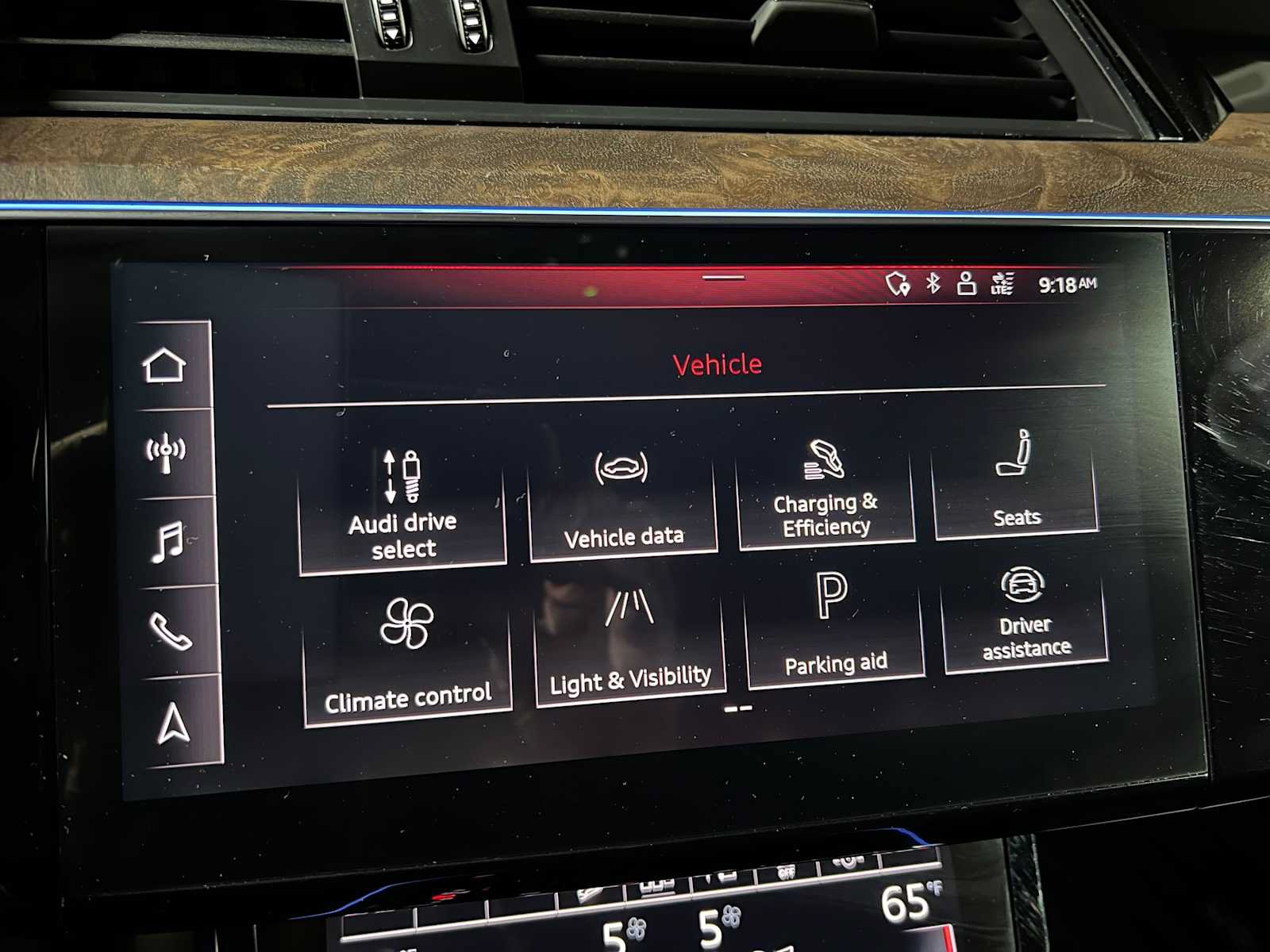 Used 2019 Audi e-tron Prestige w/ Prestige Package AWD/4WD image 48