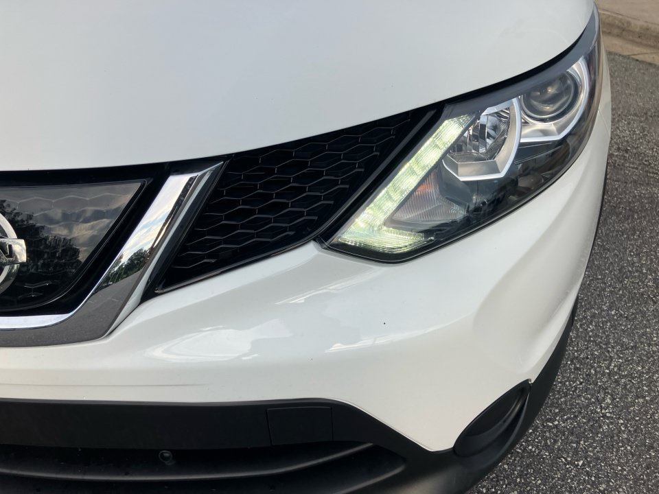Used 2019 Nissan Rogue Sport S AWD/4WD image 30
