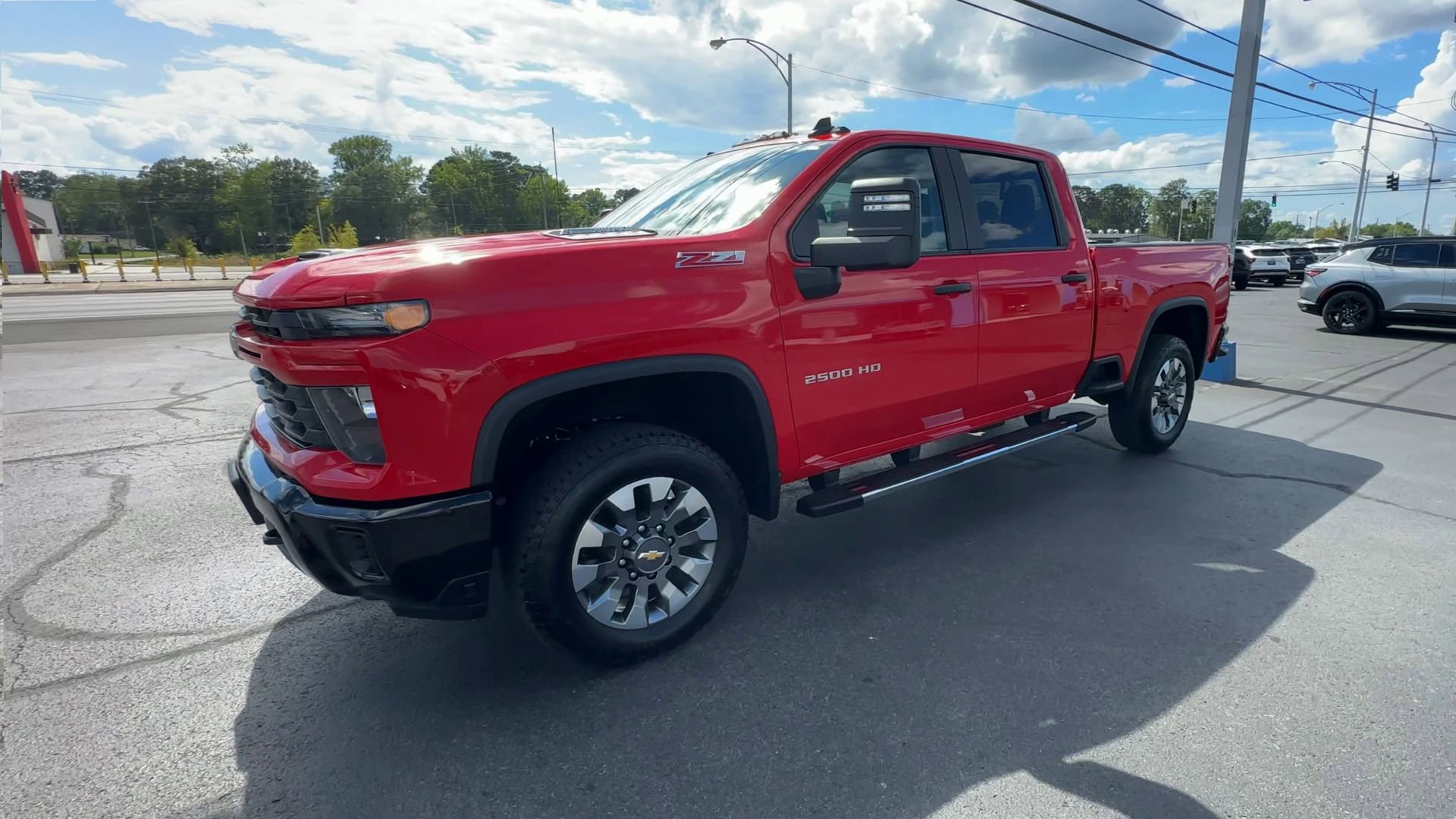 Used 2024 Chevrolet Silverado 2500 Custom w/ Custom Value Package AWD/4WD image 4