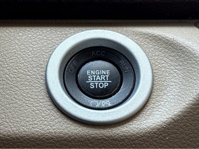 Used 2018 RAM 1500 Laramie Longhorn w/ Longhorn Southfork Package AWD/4WD image 19