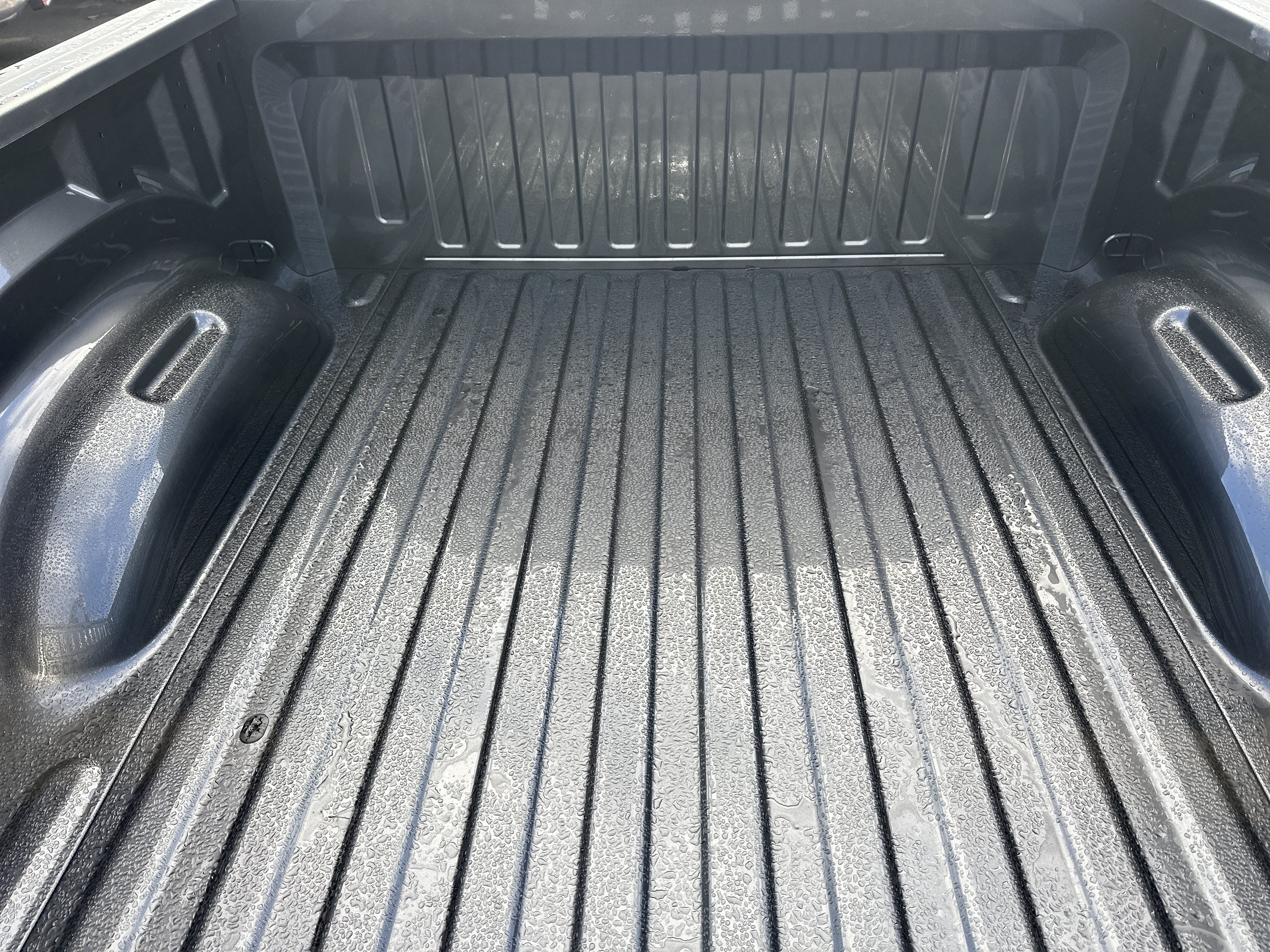 New 2026 RAM 1500 Laramie w/ Night Edition AWD/4WD image 5