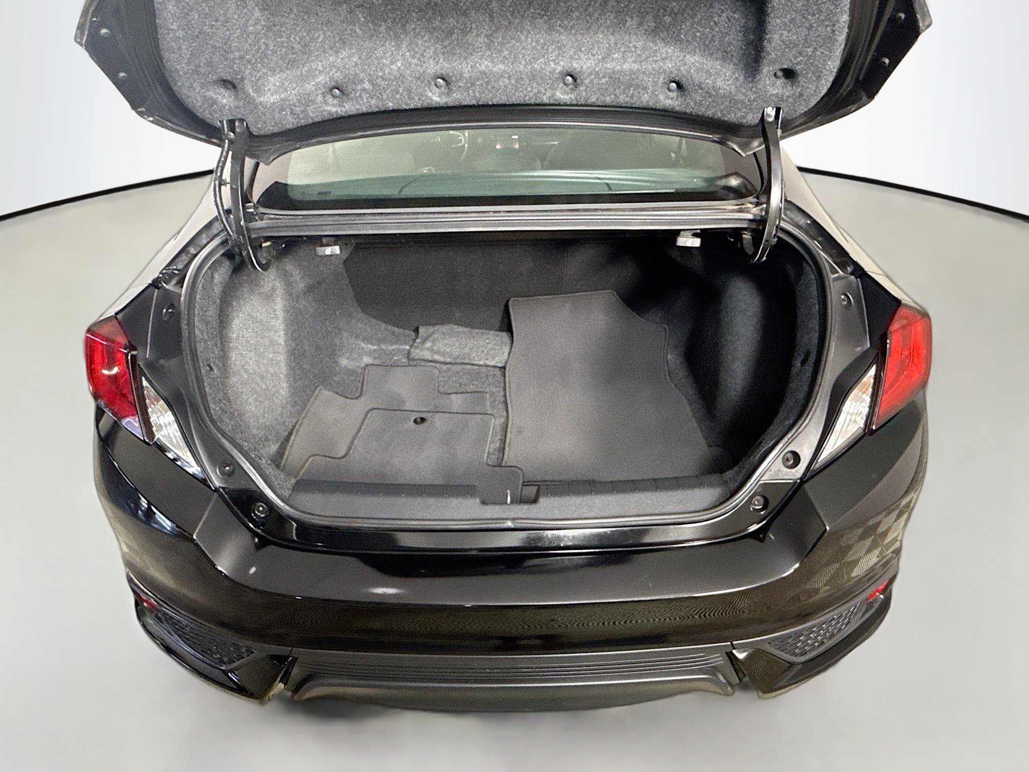 Used 2019 Honda Civic LX image 32