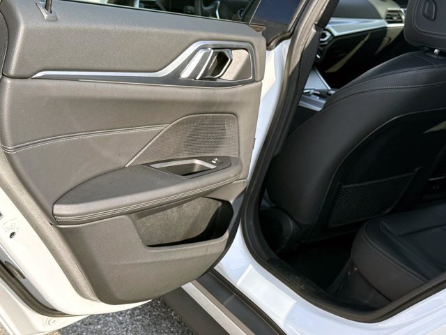 Used 2023 BMW i4 eDrive35 RWD image 11