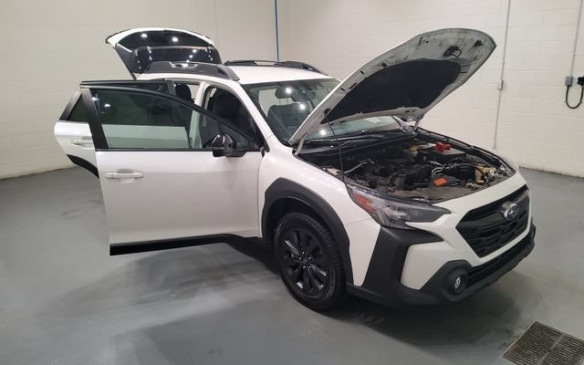 Used 2023 Subaru Outback Onyx Edition AWD/4WD image 10