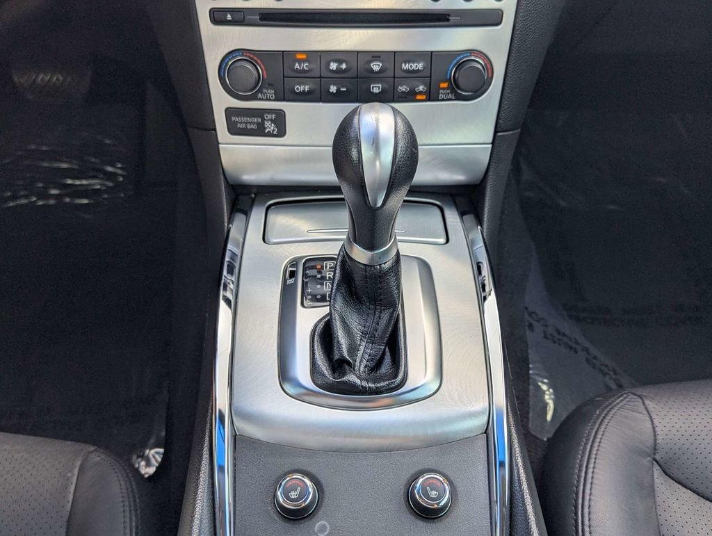 Used 2014 INFINITI Q60 Journey w/ Premium Package image 18