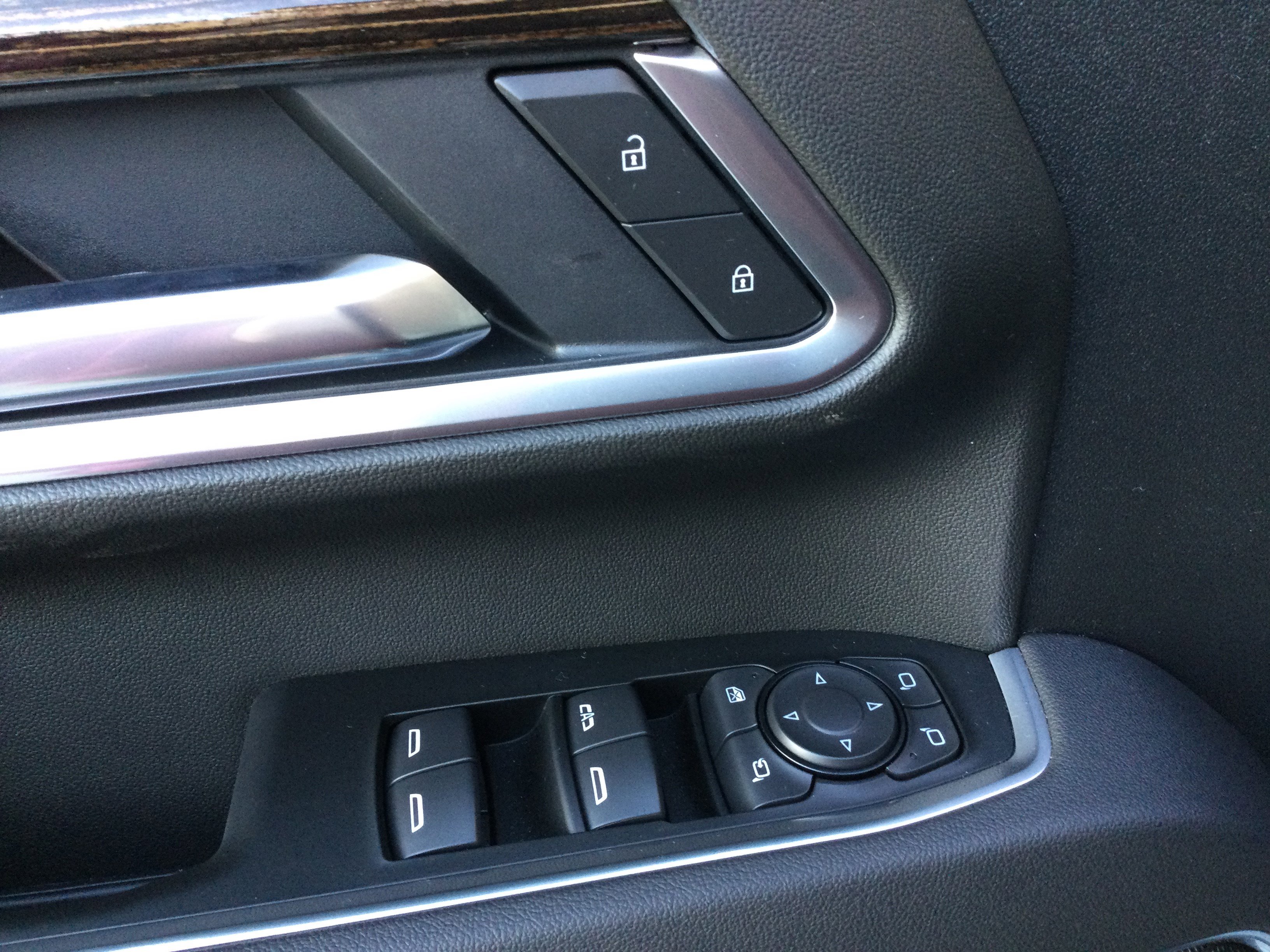 New 2026 GMC Sierra 2500 SLE w/ SLE Value Package; image 10