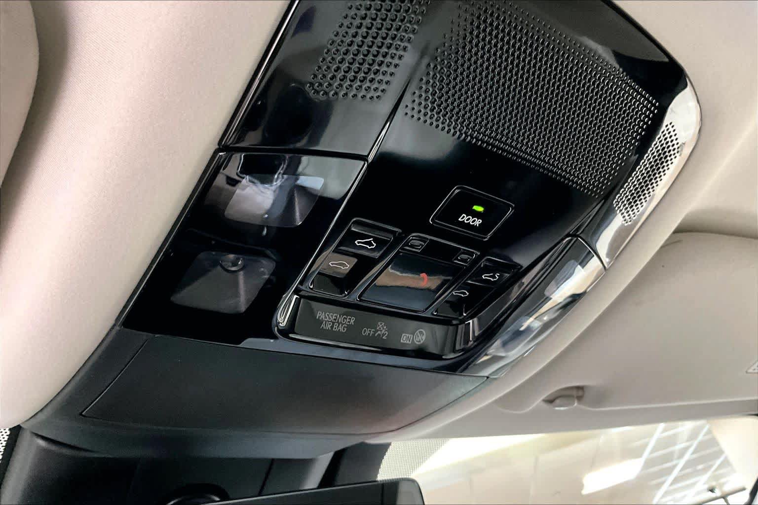 Used 2025 Lexus RX 350 w/ Convenience Package AWD/4WD image 33
