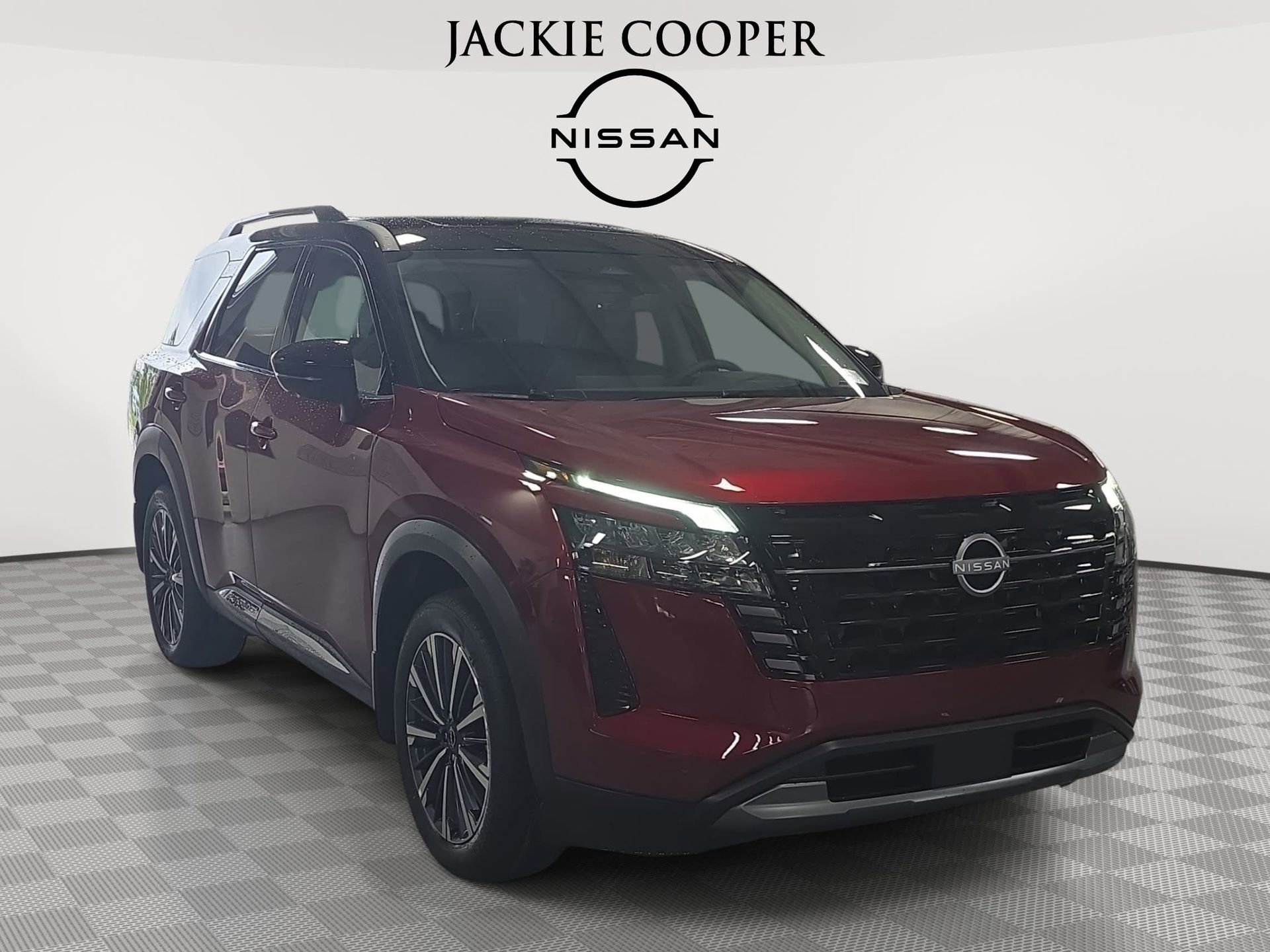 New 2026 Nissan Pathfinder Platinum image 3