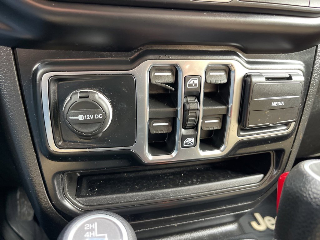 Used 2022 Jeep Wrangler Unlimited Sahara w/ LED Lighting Group image 13