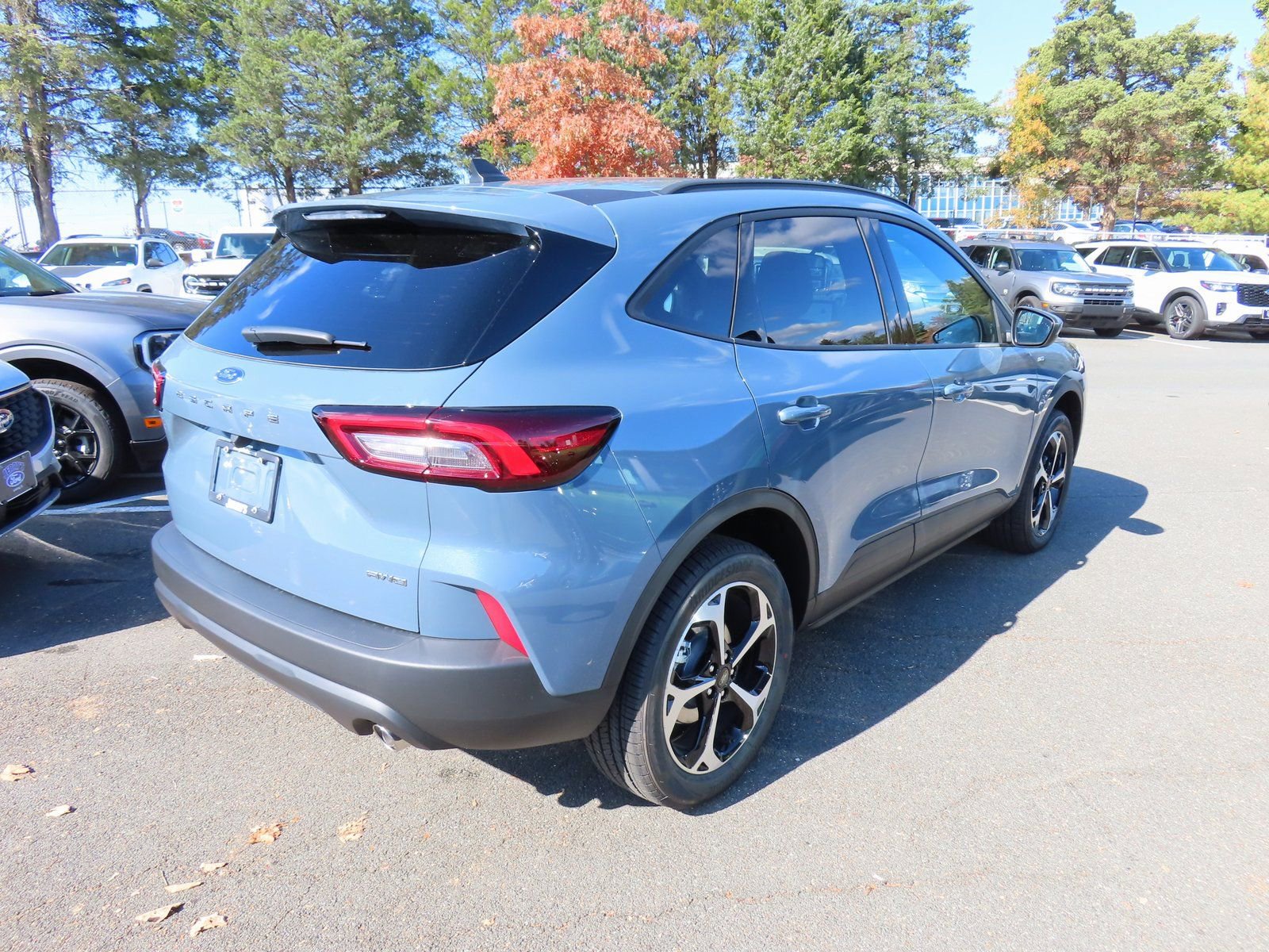 New 2026 Ford Escape ST-Line Select w/ Equipment Group 401A image 4