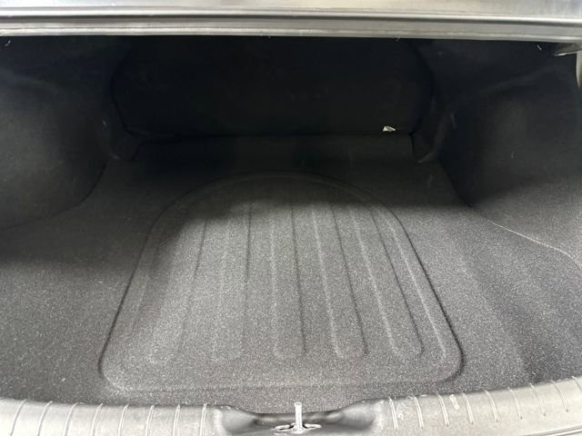 Used 2022 Hyundai Elantra Blue image 26