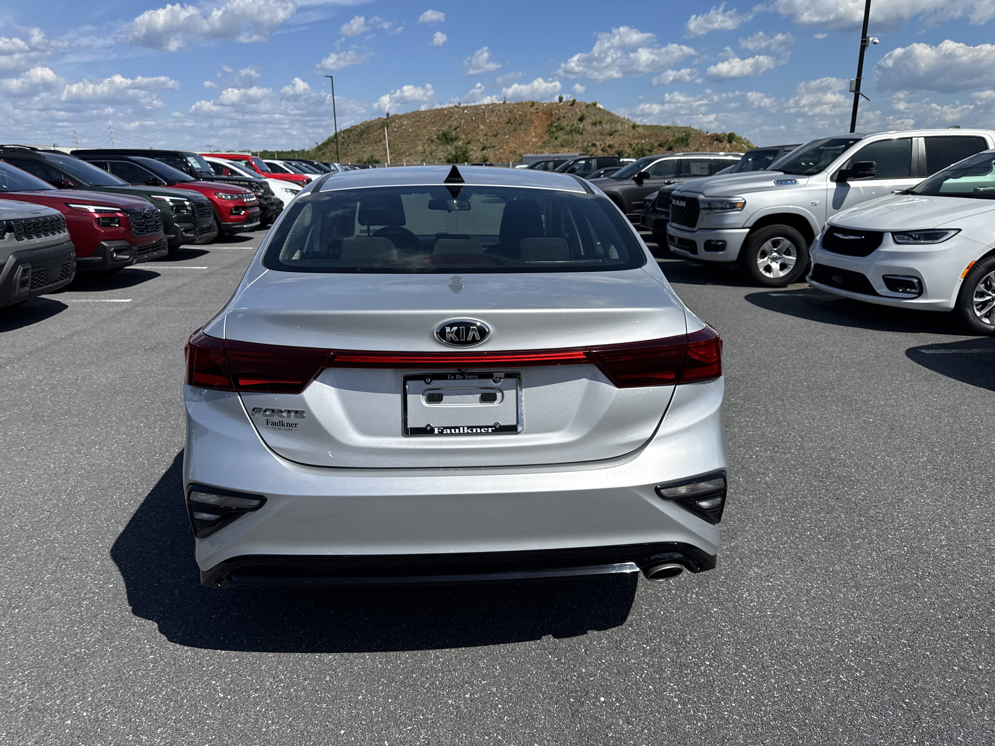 Used 2019 Kia Forte LXS FWD image 3