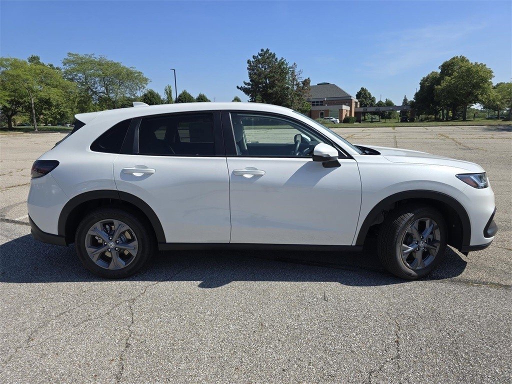 New 2026 Honda HR-V LX image 18