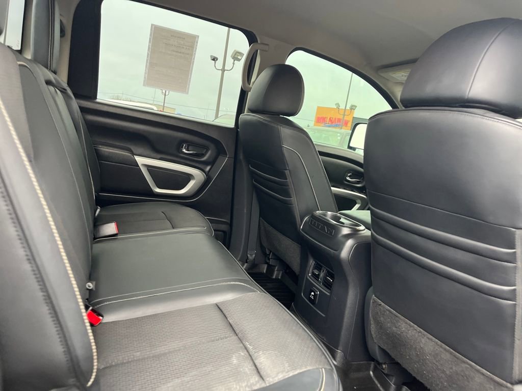 Used 2017 Nissan Titan PRO-4X image 25